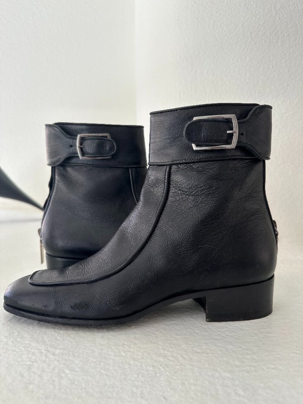 Saint Laurent Miles 30 Black Leather Square Apron Toe Buckle Ankle Boots Size 37